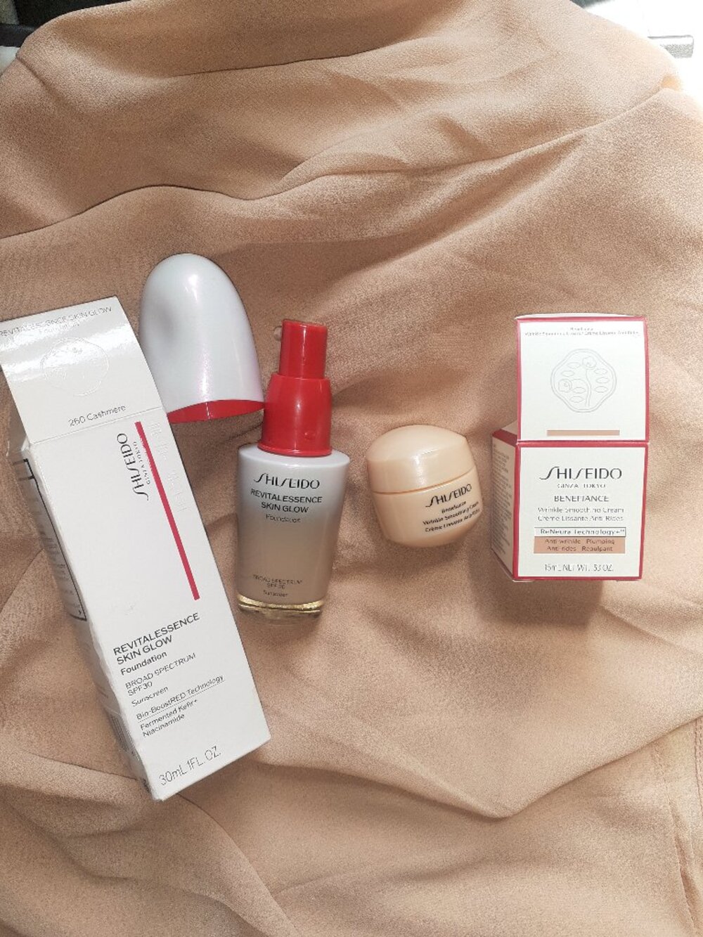 SHISEIDO Combo- Essence Skin Glow Foundation & Benefiance Wrinkle Cream- $70